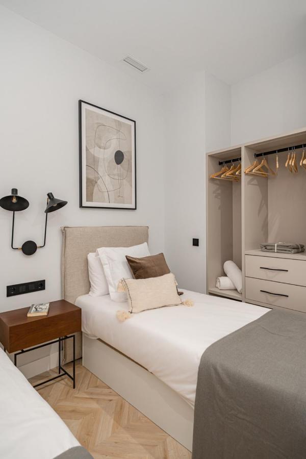 Malasana VII Calle San Mateo 3Br 3Bh Мадрид Екстериор снимка